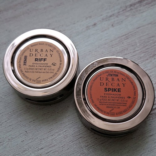 Urban de can eyeshadows new, 2 pieces