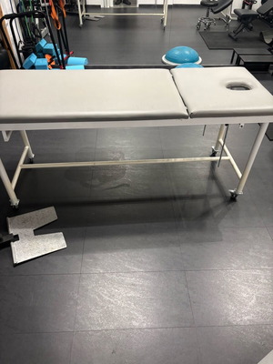 Massage beds used, pack of 3 pieces