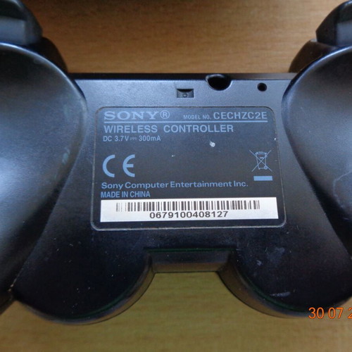 Sony PlayStation 3 Slim CECH-2004B 320GB like new with 2 games