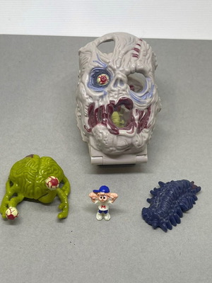 Mighty Max vintage complete set like new