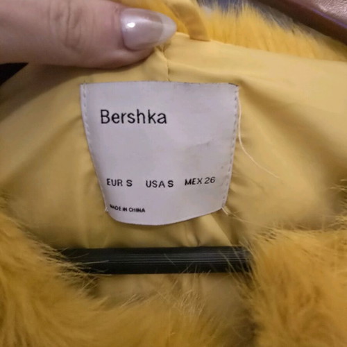 Bershka fur coat like new, yellow, size S