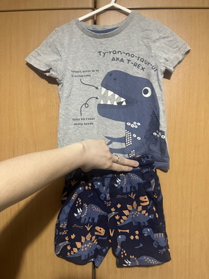 Σετ αγοριού Mothercare 2-3 ετών σαν καινούργιο, με δεινόσαυρους, μπλε και πορτοκαλί