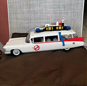 2017 PLAYMOBIL Ghostbusters Car Ecto-1 (9220) With Lights & Sounds Battery Incl.