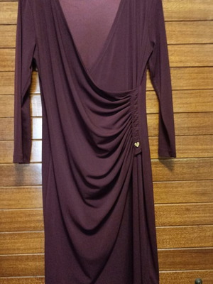 Queen Fashion elastic dress burgundy size L like new