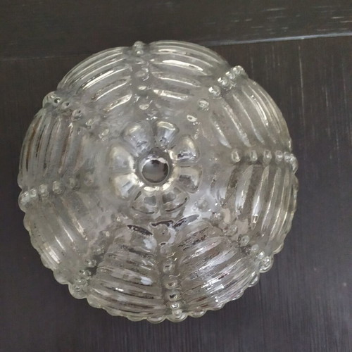 Decorative glass vase like new, height 22 cm, perimeter 67 cm