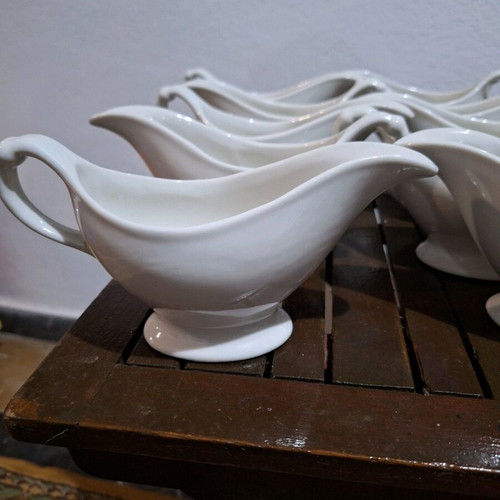 Vintage McNicol China Gravy Boats pack of 16, like new, ironstone porcelain