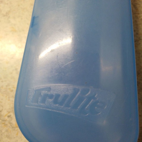 Frulite plastic glasses case like new