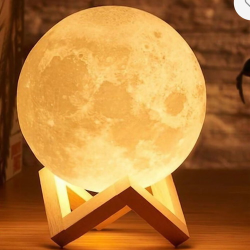 Decorative 3D Moon Lamp like new, multicolor lighting