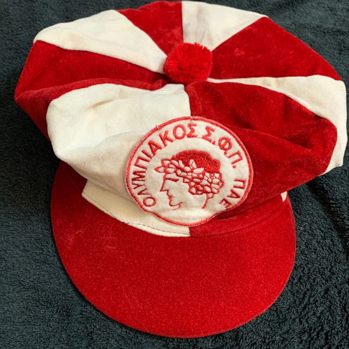 Olympiakos vintage 80s cap used, velvet material