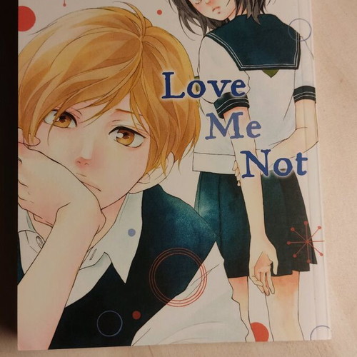 Manga Love Me Love Me Not like new
