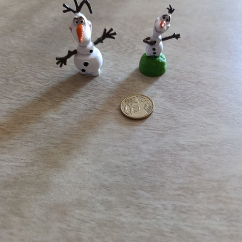 Olaf figures set used, 2 collectible miniatures from Frozen