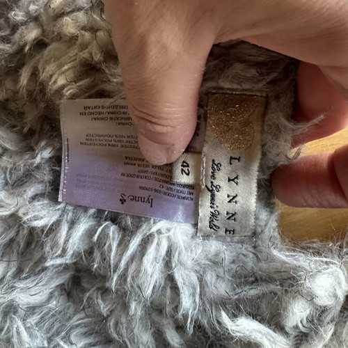 Lynne gray vest with fur size 42 like new