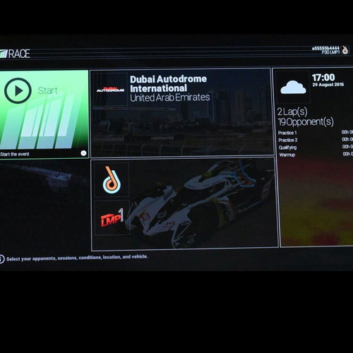 Project CARS PlayStation 4 game like new, racing simulation