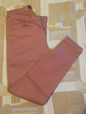 Pants like new, rotten apple color, size XL