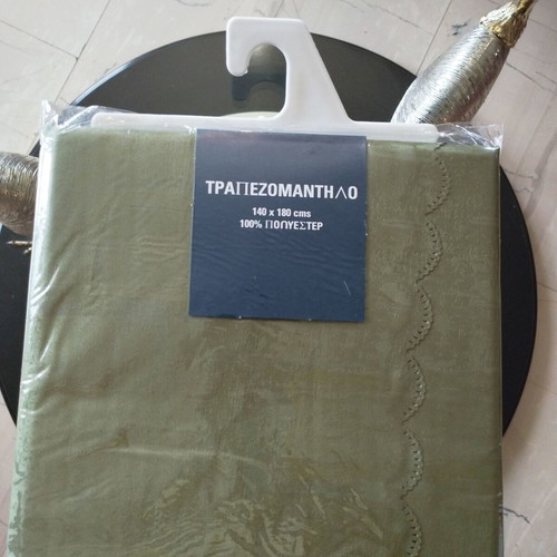 Tablecloths new, pack of 4, alekiasta