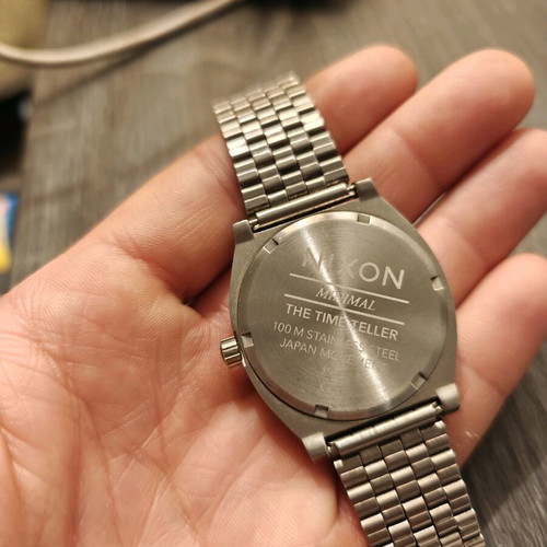 Nixon The Time Teller watch like new, silver
