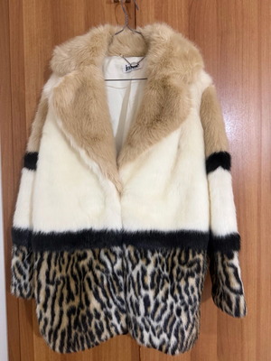Jakke faux fur multicolor coat like new, size 38