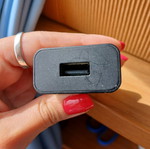 Sony charger used without cable