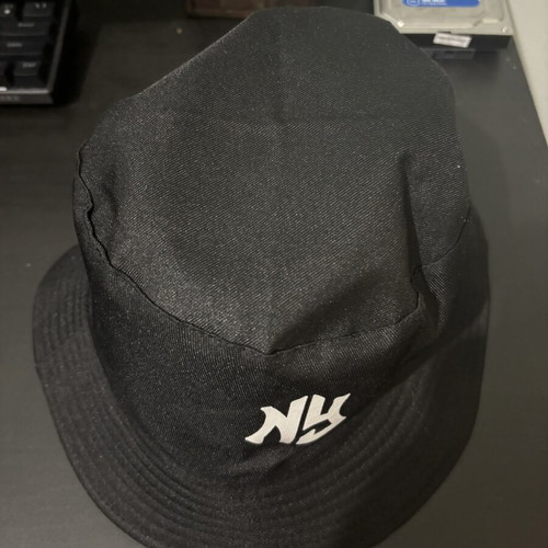 Bucket hat new, black