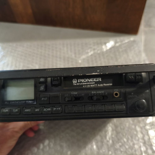 Pioneer KE-3500 car cassette radio 4x25W Auto Reverse, Made in Japan
