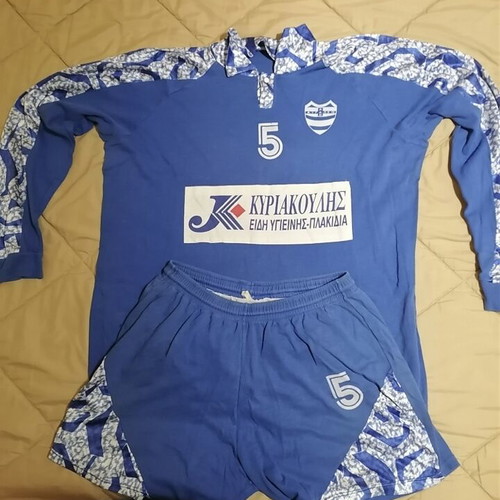AO Aigaleo jersey and shorts set 1990 used, size Large