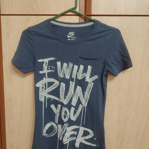 Nike women's T-shirt small blue with print like new