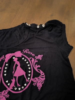 Denny Rose black T-shirt with fuchsia velvet stamp like new, size S