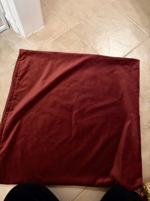 Velvet pillowcase burgundy like new, 60x60 cm