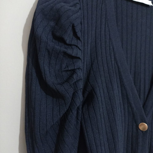 Ribbed knit cardigan new with gold buttons blue size M