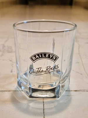 Collectible glass Bailey's glass new