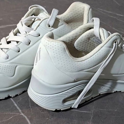 Skechers Uno Stand on Air women's sneakers new, off-white size 37.5