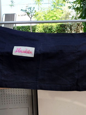 Barista apron with print and pockets, black, like new