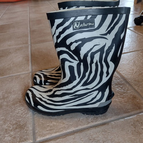Children's rain boots size 35 used