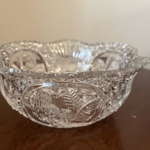 Crystal Bowl with Embossed Birds like new