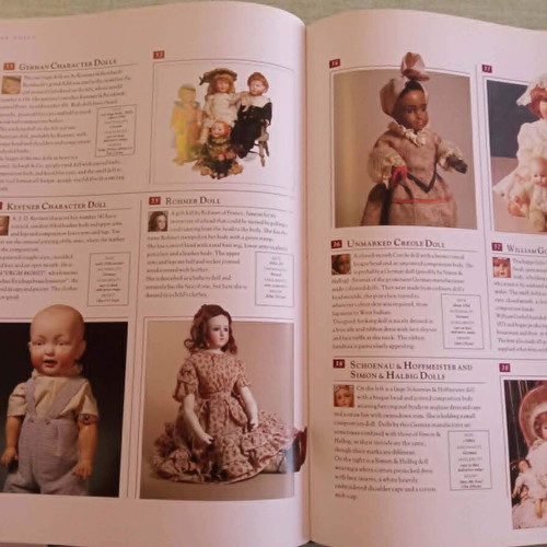 World Guide to Dolls 1993 first edition, like new