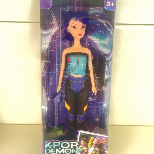 Zoey doll from K-Pop Demon Hunters series new