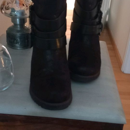 Leather boots with fur size 38 in excellent condition