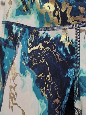 Biker shorts με μαρμάρινο σχέδιο και τσέπες Old Navy σαν καινούργιο