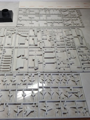Ship model used with box