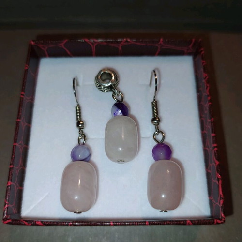 Jewelry set with rose quartz and agate earrings and pendant like new