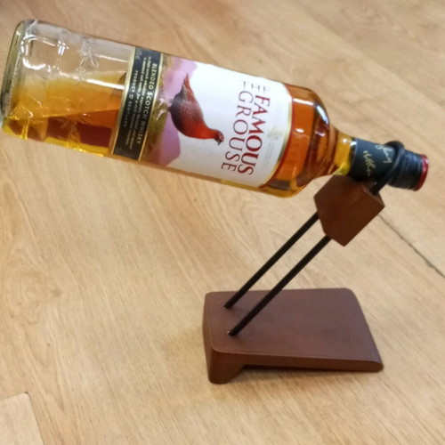Modern wooden bottle holder like new, minimal design
