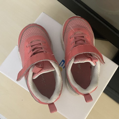 Reebok Athletic Shoes Size 21 Used, Pink