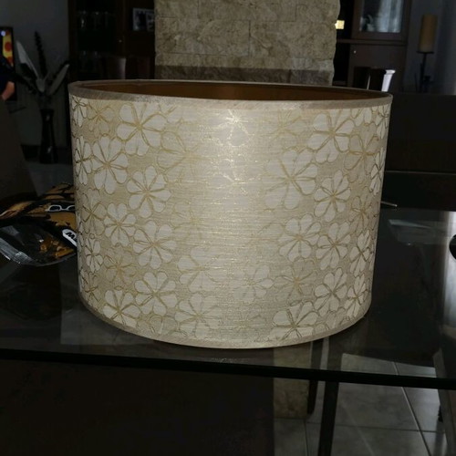 Lamp shade like new
