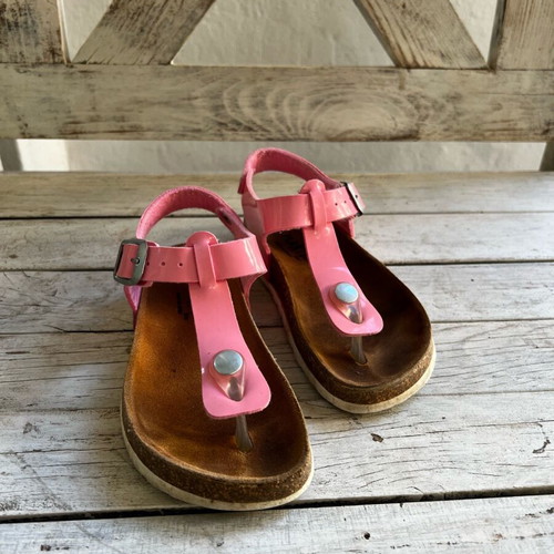 Sandal used for girl size 29 pink