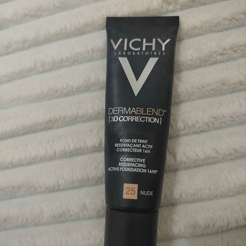 Vichy Dermablend 3D Correction makeup, like new