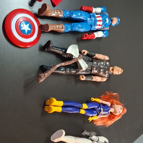 Toys figures like new