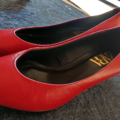 Zara red pointed pumps like new, size 37