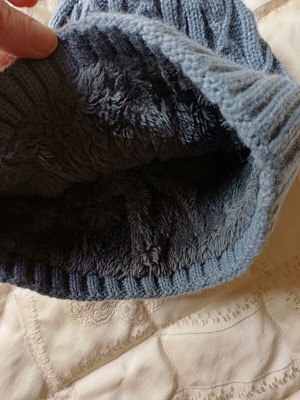 Hat with lining like new, gray, size L
