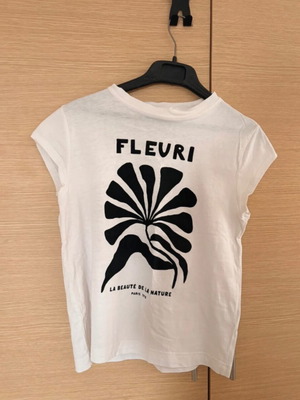 T-shirt H and M καινούργιο, μέγεθος XS, άσπρο και μαύρο