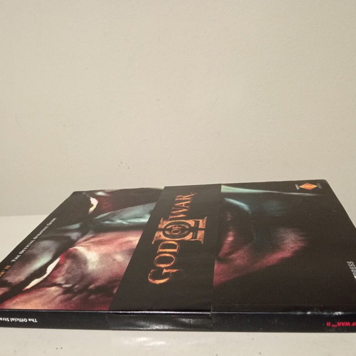 God of War II Official Strategy Guide like new, Future Press edition